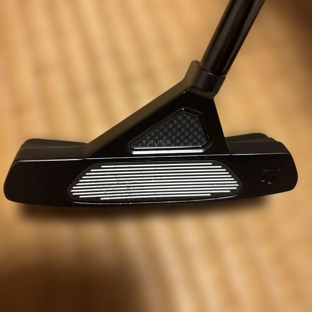 テーラーメイドTPトラストミッドナイトブルーパターB3TC 33インチ