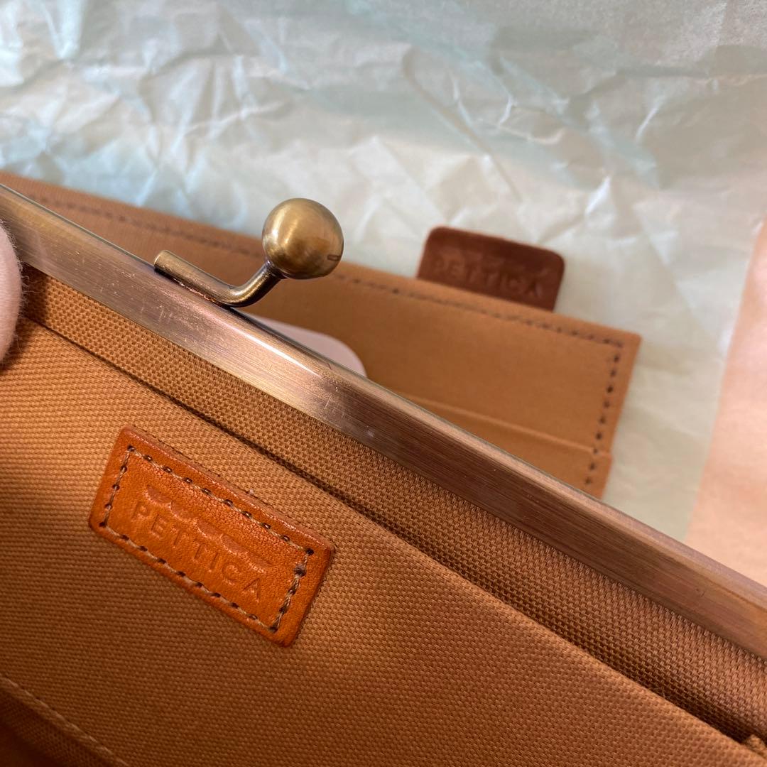 ペチカ　PETTICA 財布