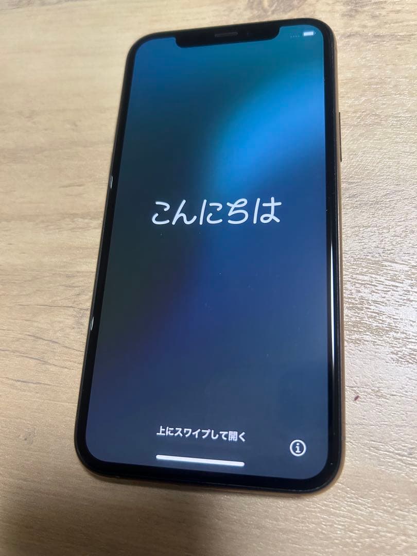 ク*ロ様 《美品》iPhone11pro 本体 256GB ゴールド