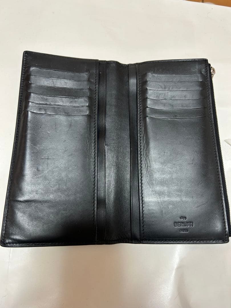 ベルルッティ　長財布