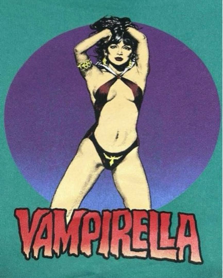 Supreme Vampirella シュプリーム　ヴァンパイア パーカー