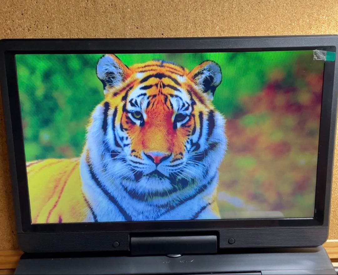 24年製 付属品完備ポータブルDVD・BD・Blu-ray・ブルーレイプレーヤー