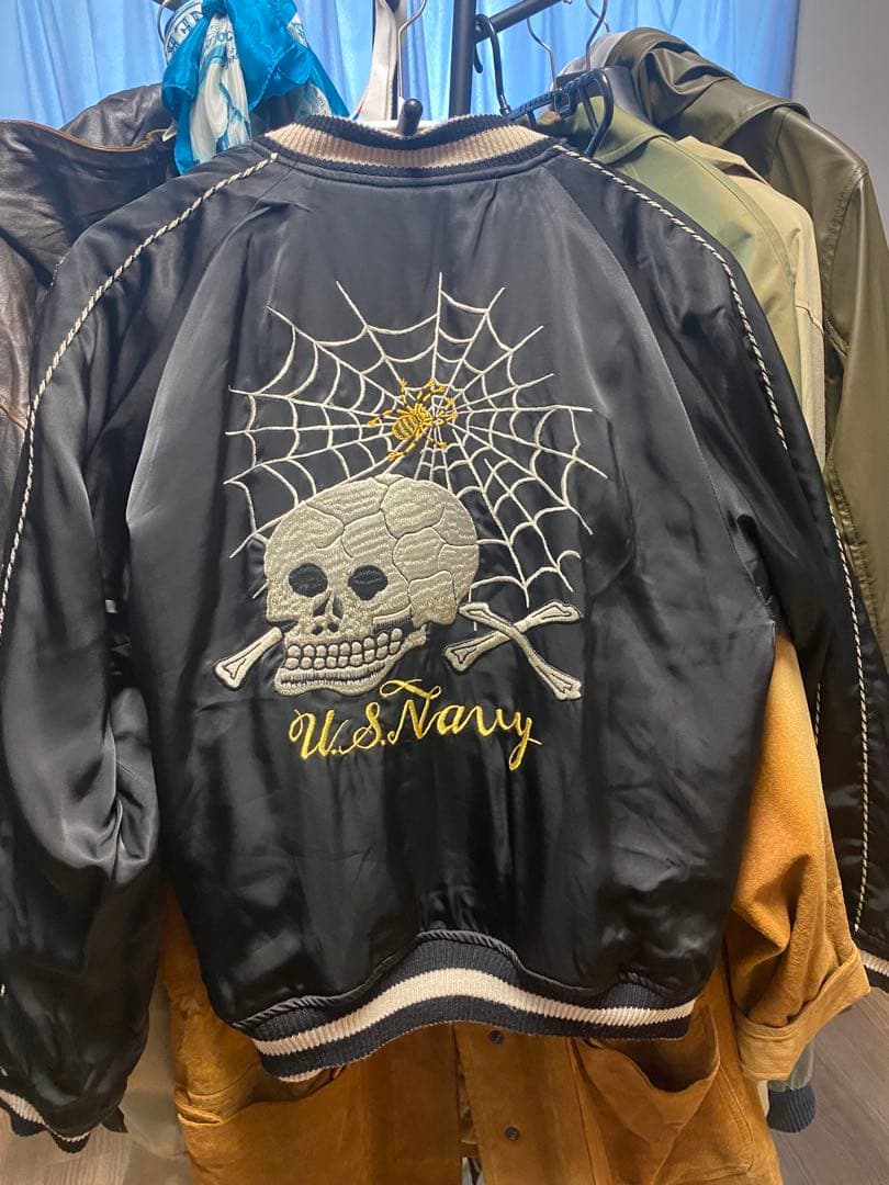 トイズマッコイリバーシブルスカジャン