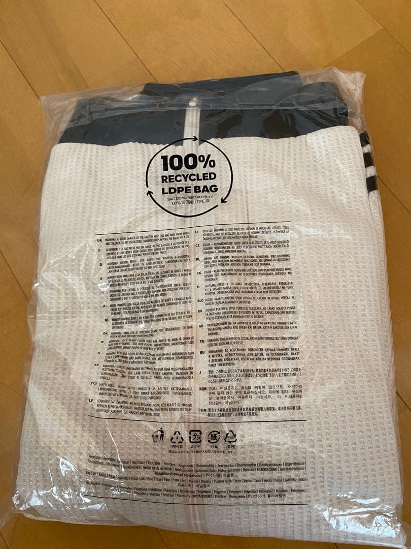 新品未開封 adidas ワッフル トラックジャケット L タグ付き