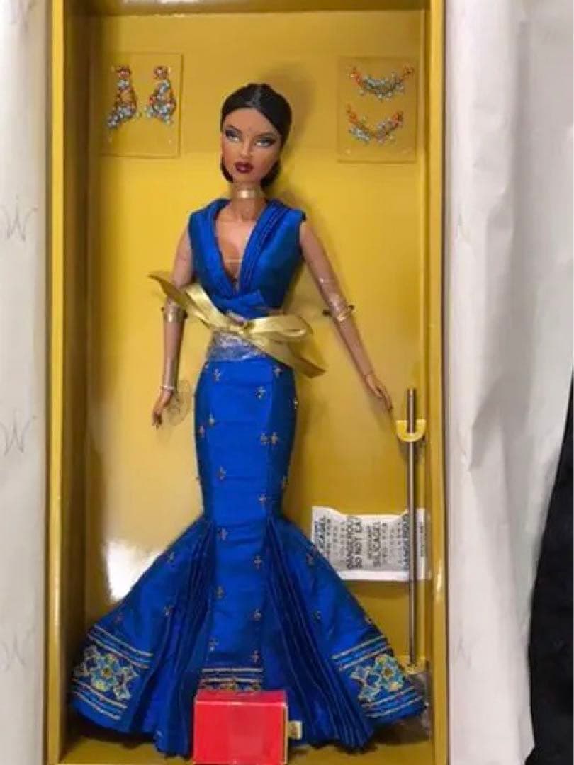 ファッションロイヤリティー　インド