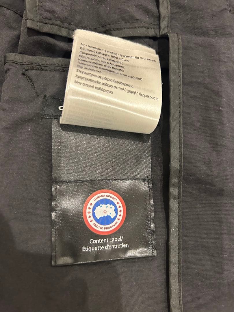 最終値下げ♪カナダグース⭐︎お洒落なフード付コート⭐︎アウター⭐︎ナイロン⭐︎ジャケット
