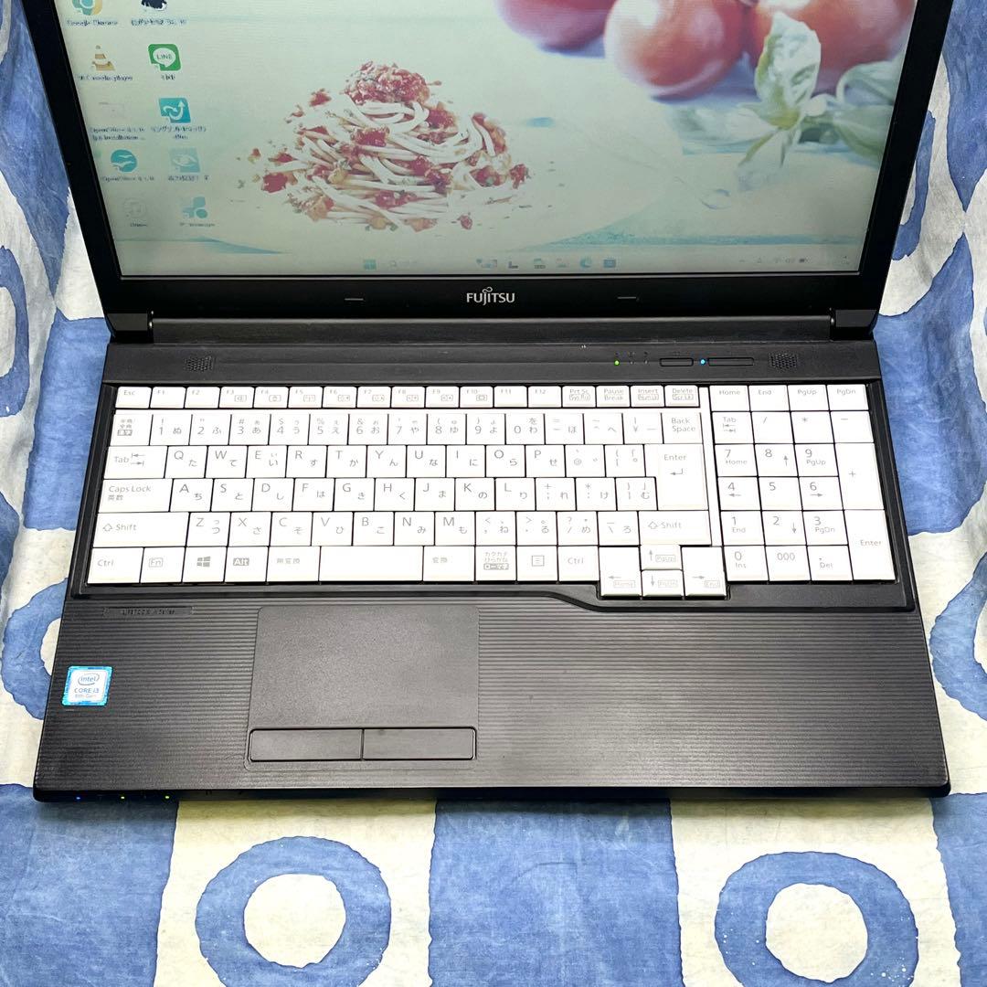 特価！第8世代☆SSDでサクサク快適☆大人な黒ノートパソコン♪Windows11