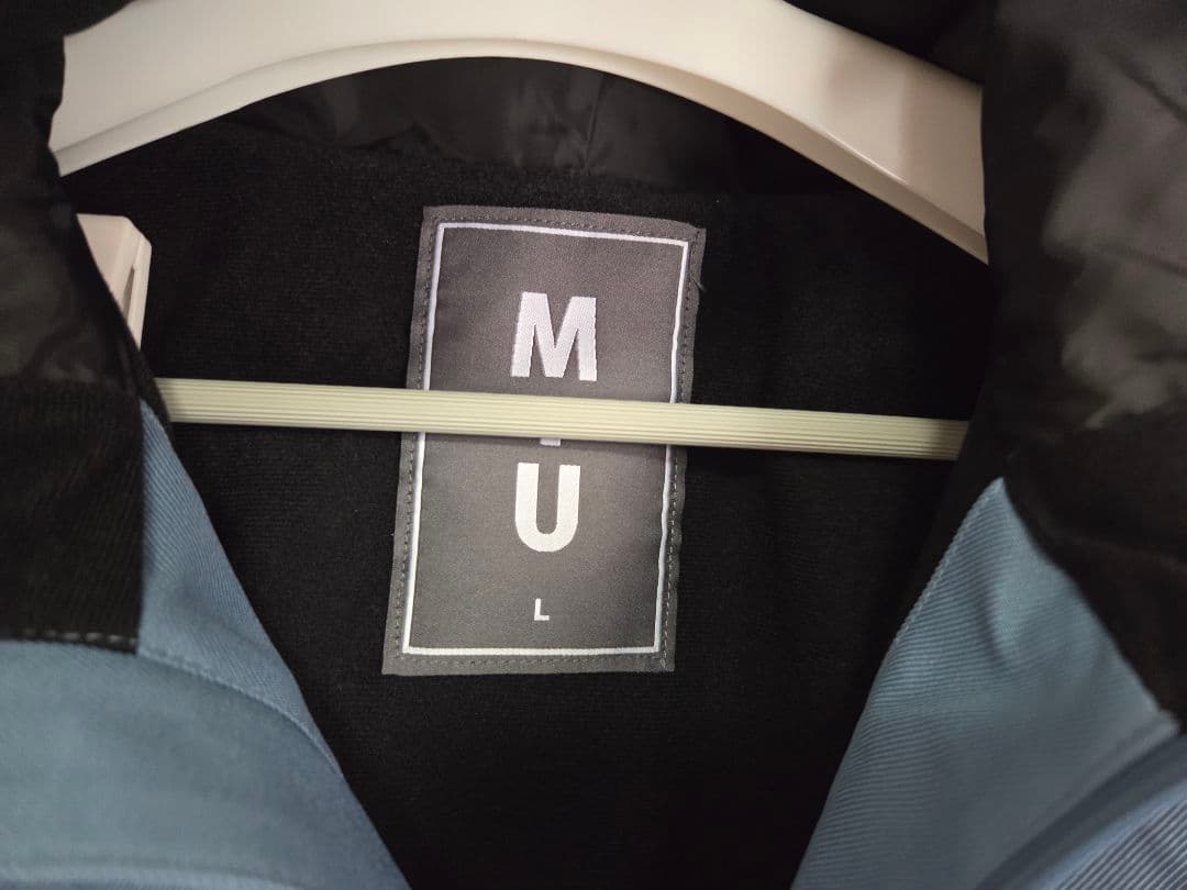 スノーボードウェア上下　MTU67 新品未使 Lサイズ