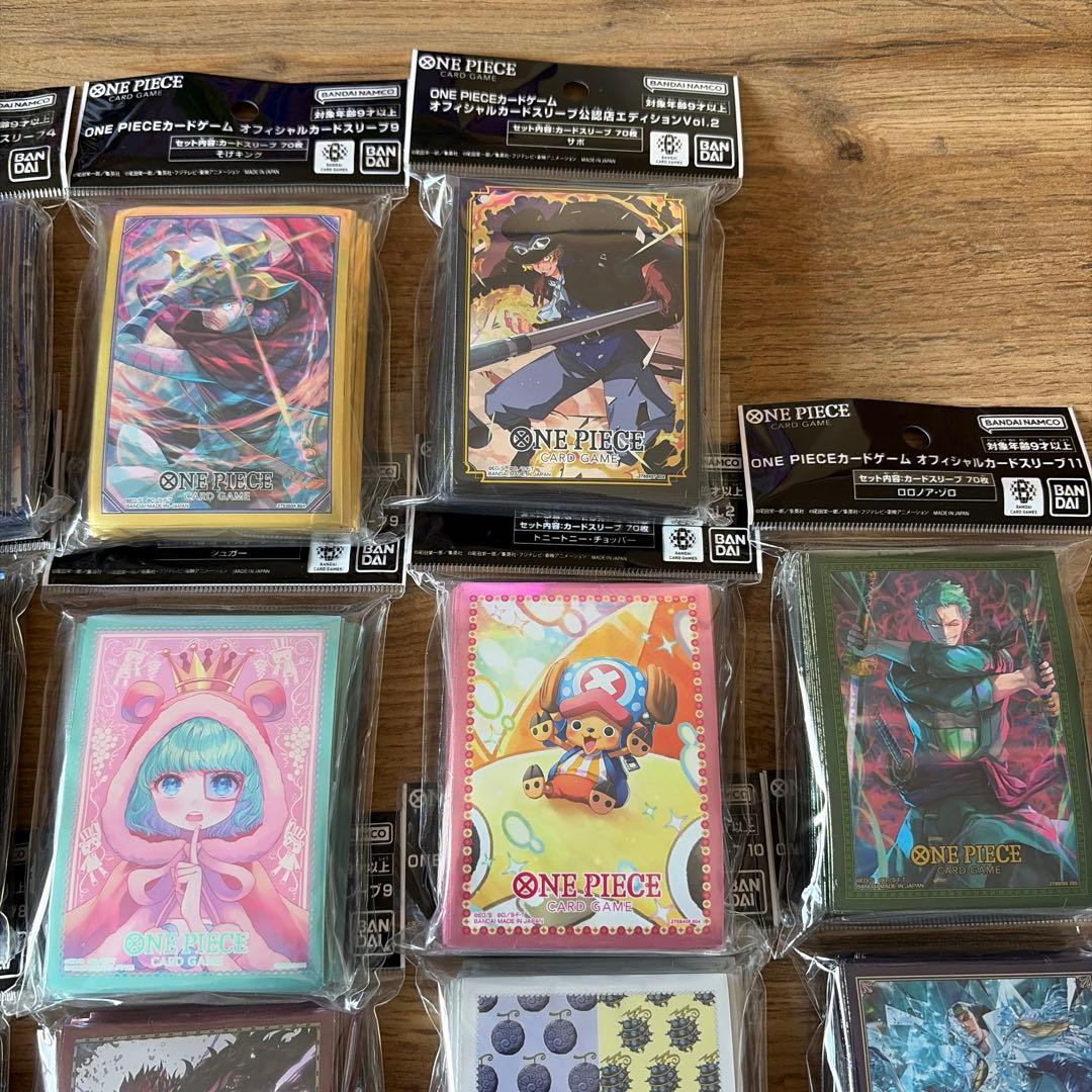 ワンピースカード　公認店　オフィシャルスリーブ　ルフィ　ゾロ　他　23個セット