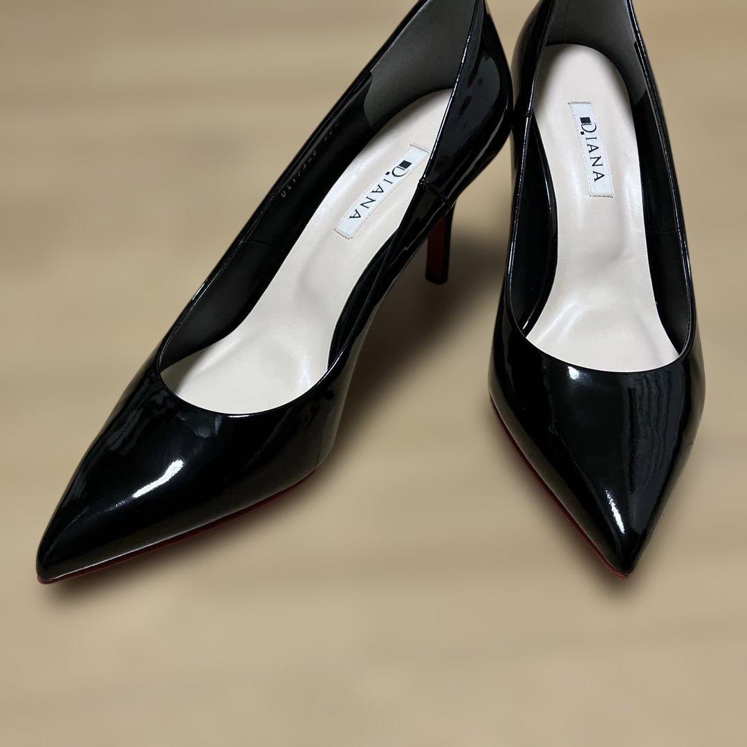 DIANA 黒 ポインテッドトゥ ハイヒール