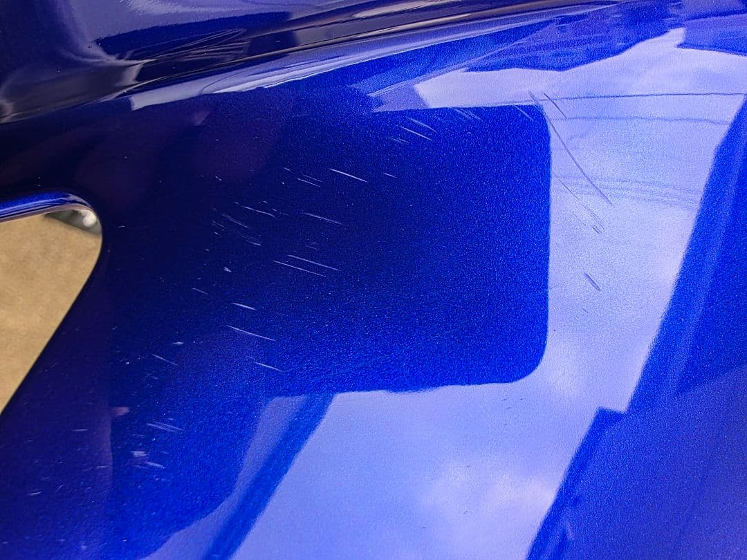 中古　海外製YZF R25/R3用　 R6風フロントカウルとワイズギアスクリーン