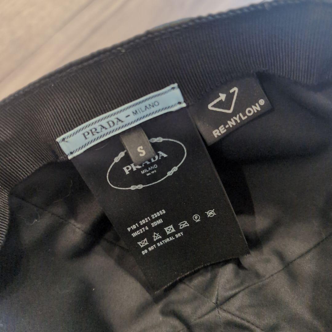 PRADA ブラック ベースボールキャップ S（美品）