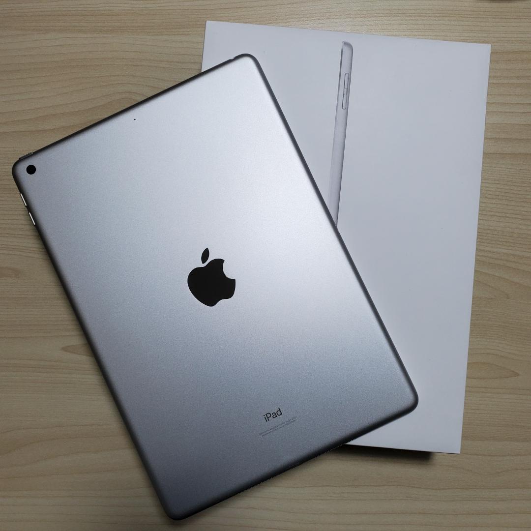 (KP039)「美品」 iPad(第9世代)WiFi 64GB 元箱付き