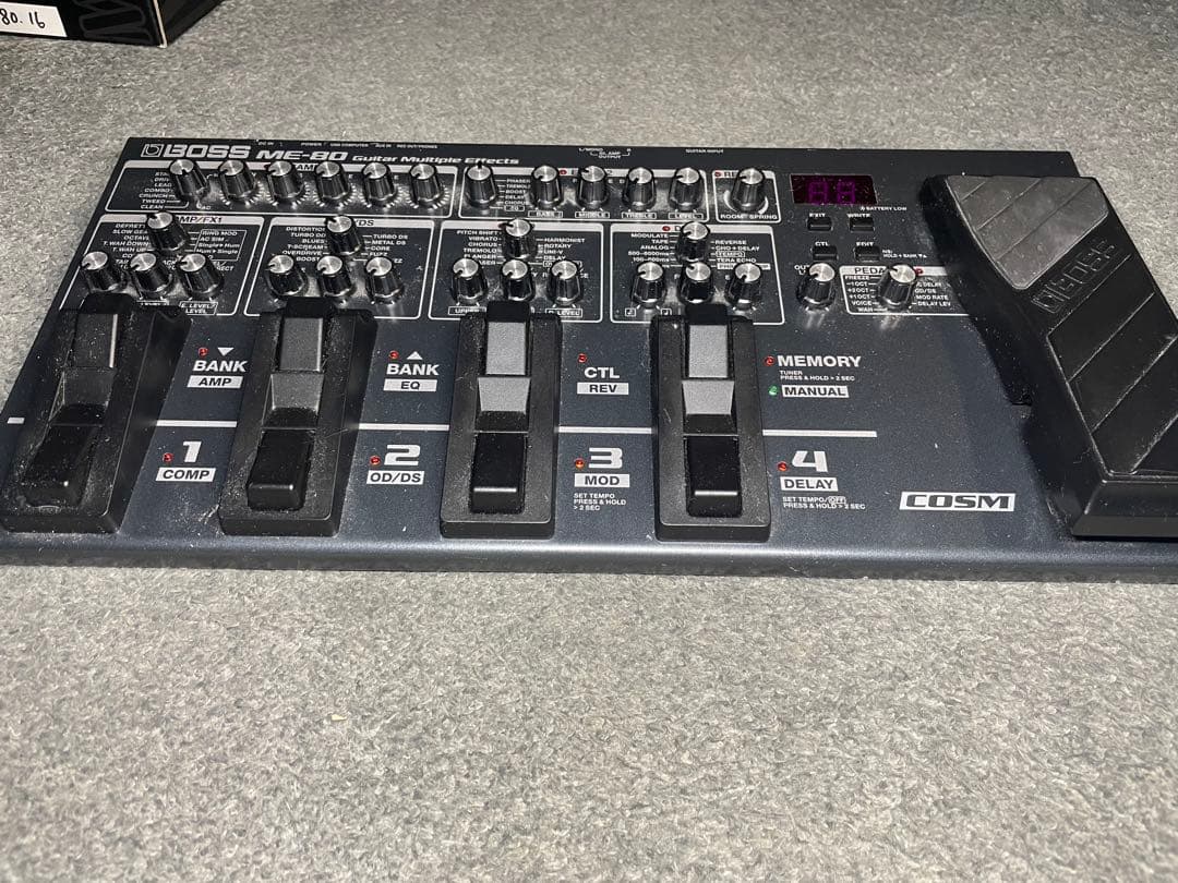 BOSS ME-80 マルチエフェクター