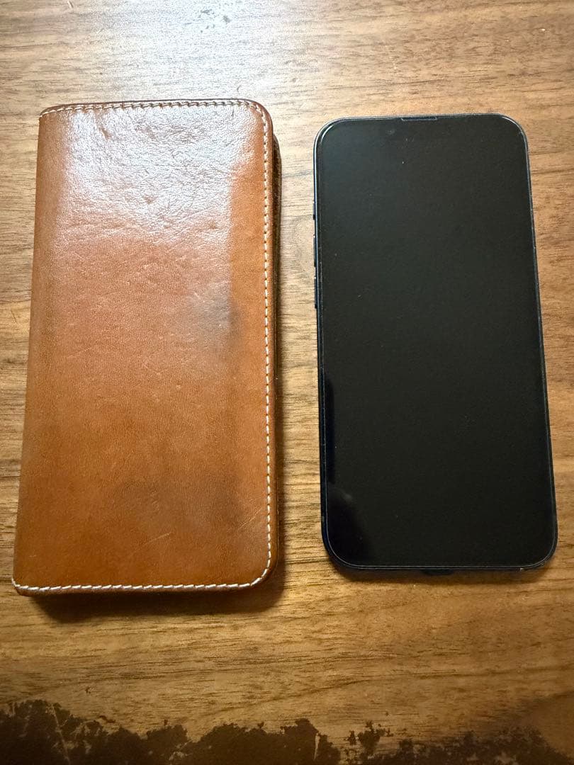 しげちゃんさん専用 iPhone16e 256GB black(ケース付き）