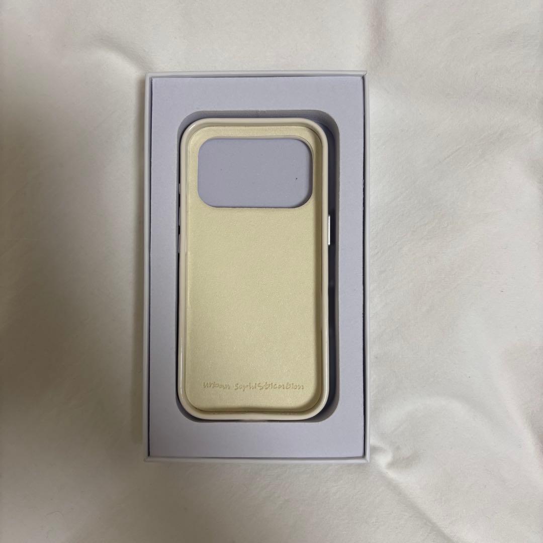 urban sophistication iPhone17pro ドット