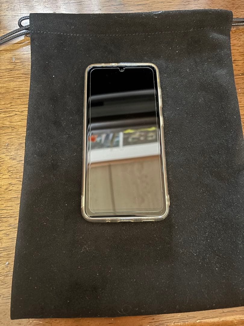 Galaxy A21ホワイト 透明ケース＆保護フィルム付き