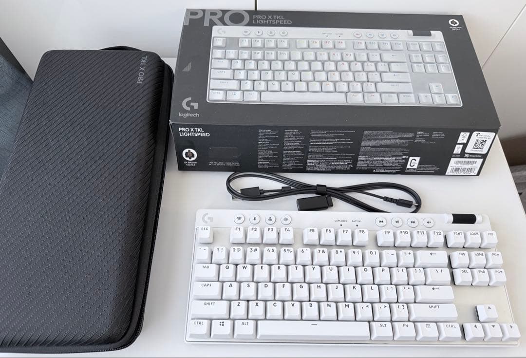 Logicool G　PRO X TKL　ワイヤレス ゲーミングキーボード　白