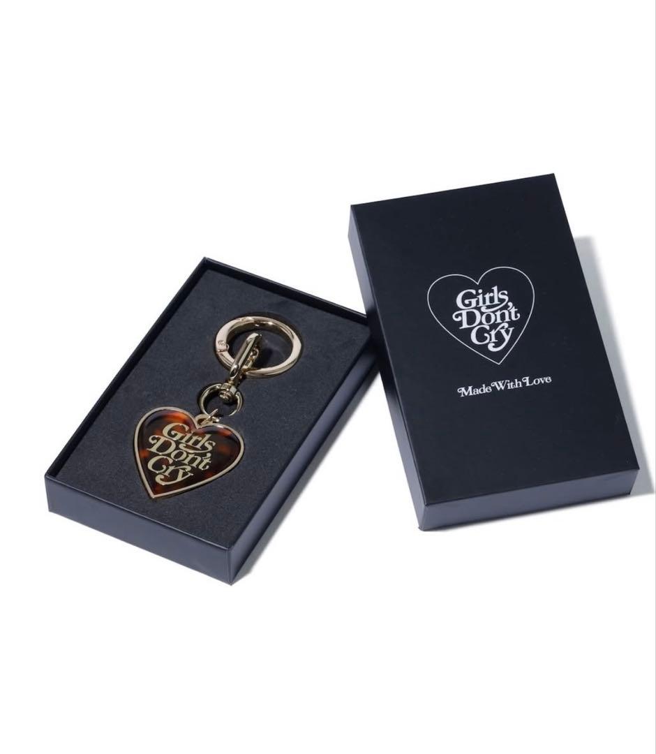 ☆新品・未開封☆Girls Don't Cry ハート型キーリング♡ゴールド
