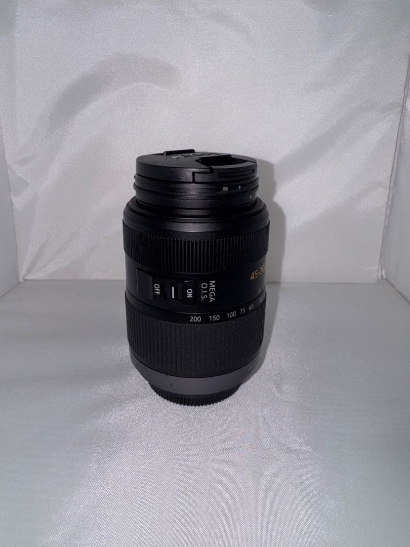 LUMIX G VARIO45-200mm パナソニック【H-FS045200】