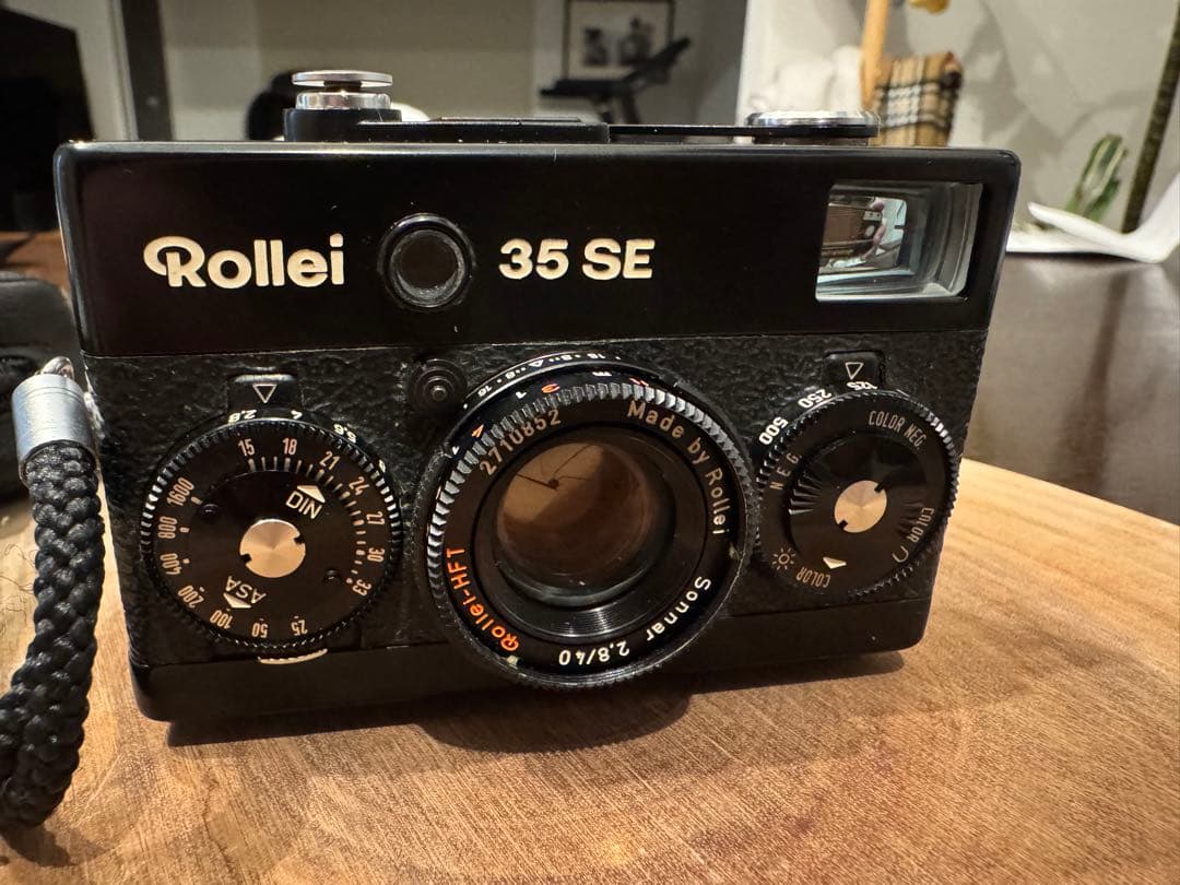 Rollei 35 SE コンパクトフィルムカメラ