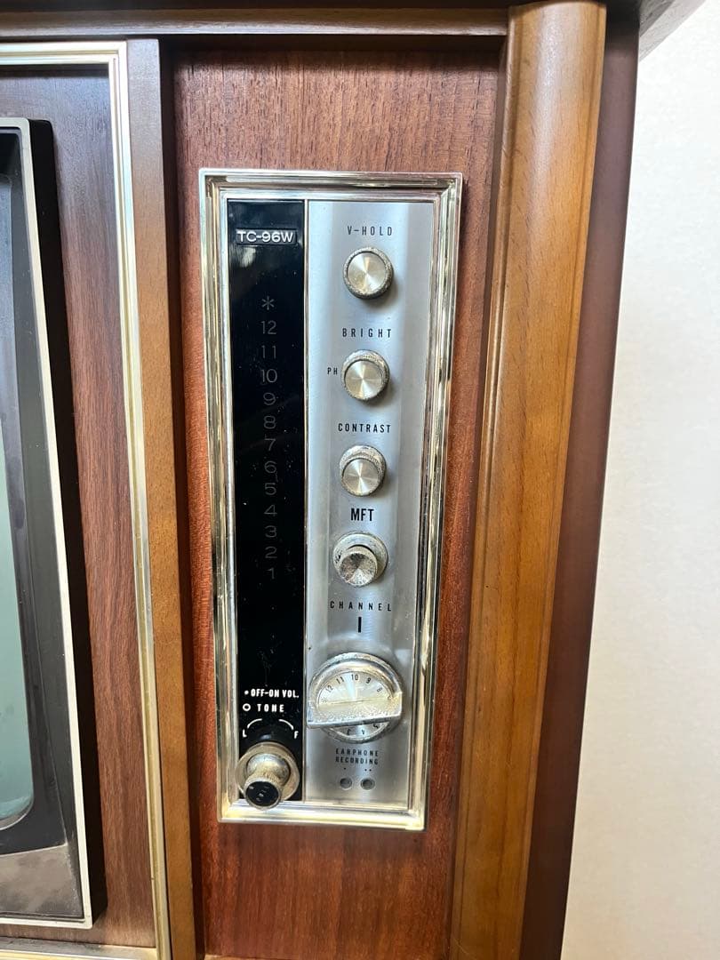 [送料無料　希少品] ナショナル　高級家具テレビ　TC-96W