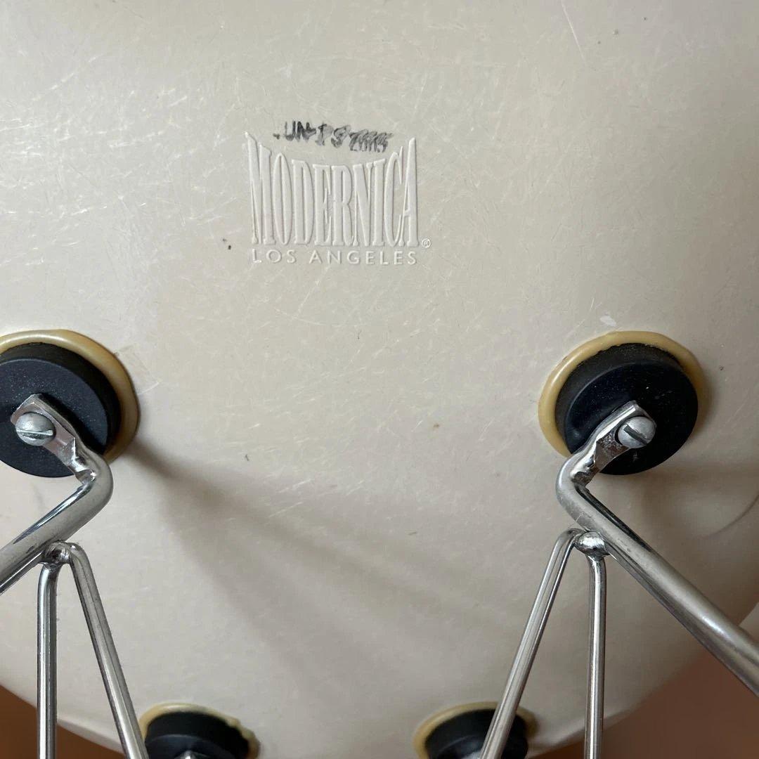 イームズ　MODERNICA サイドシェルチェア エッフェルベース　ベージュ