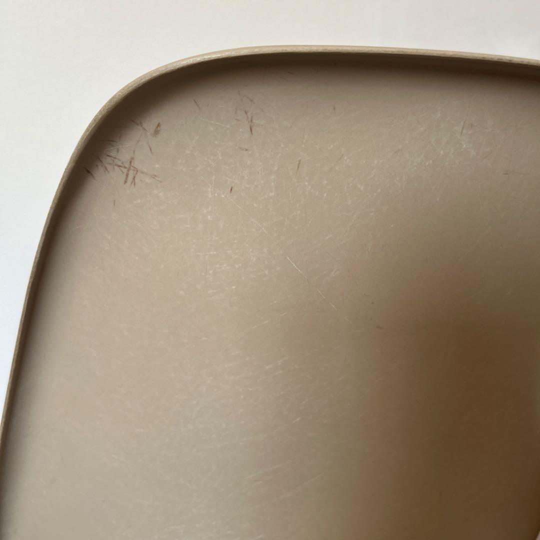 イームズ　MODERNICA サイドシェルチェア エッフェルベース　ベージュ