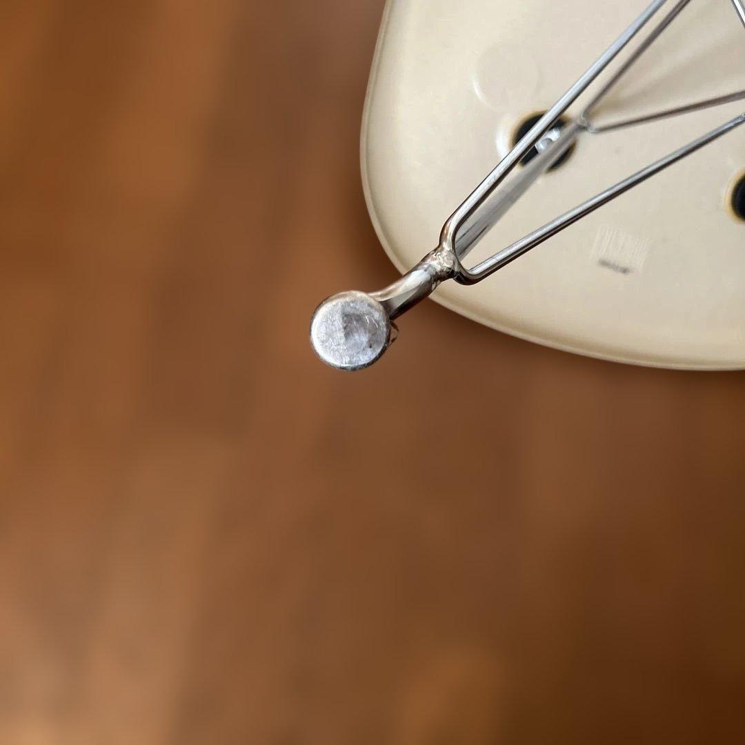 イームズ　MODERNICA サイドシェルチェア エッフェルベース　ベージュ