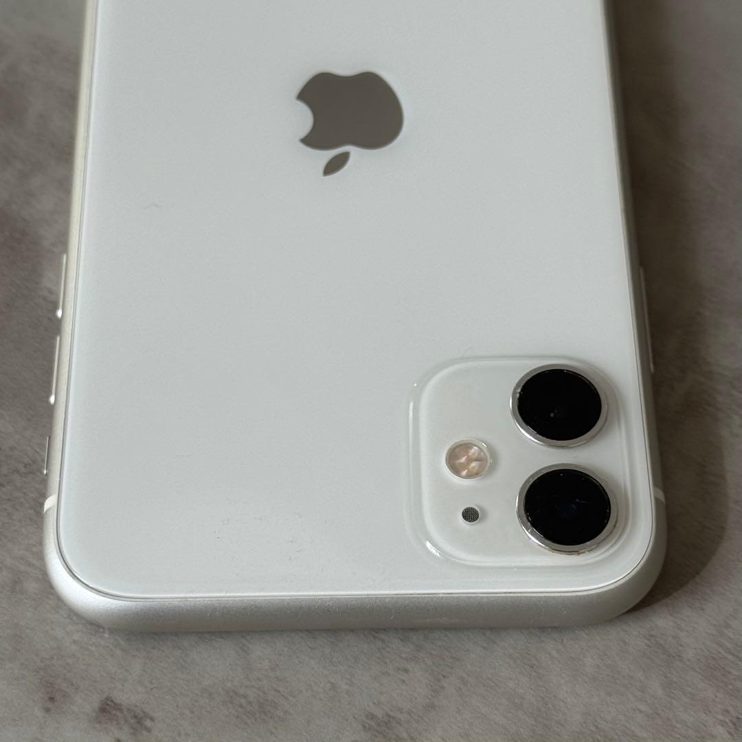 Apple iPhone 11 ホワイト 本体 ジャンク品 SIMフリー