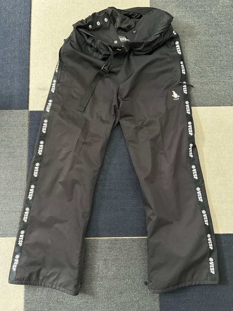 りん VESP LOGO LINE TRACK PANTS ブラック