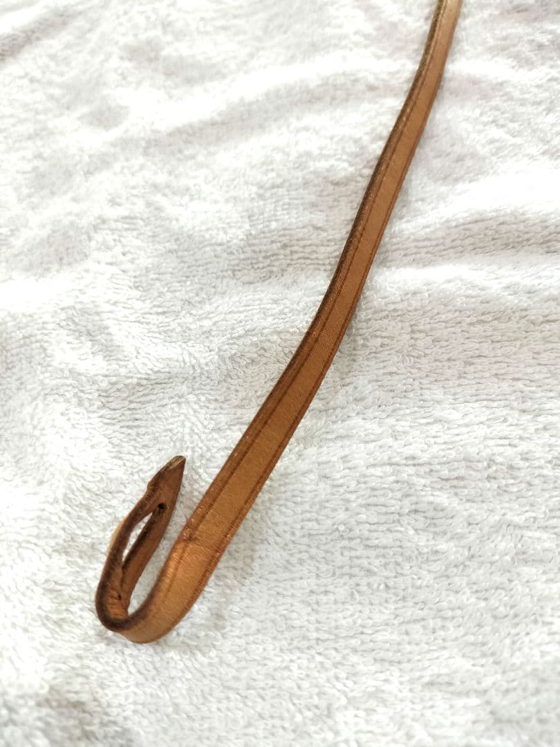 ☆正規品ルイヴィトン☆　アクセサリーポーチヌメ革ストラップ紐のみ