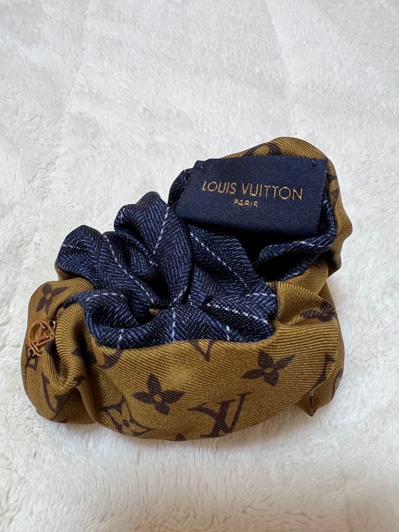 LOUIS VUITTON ヘアゴム・シュシュ