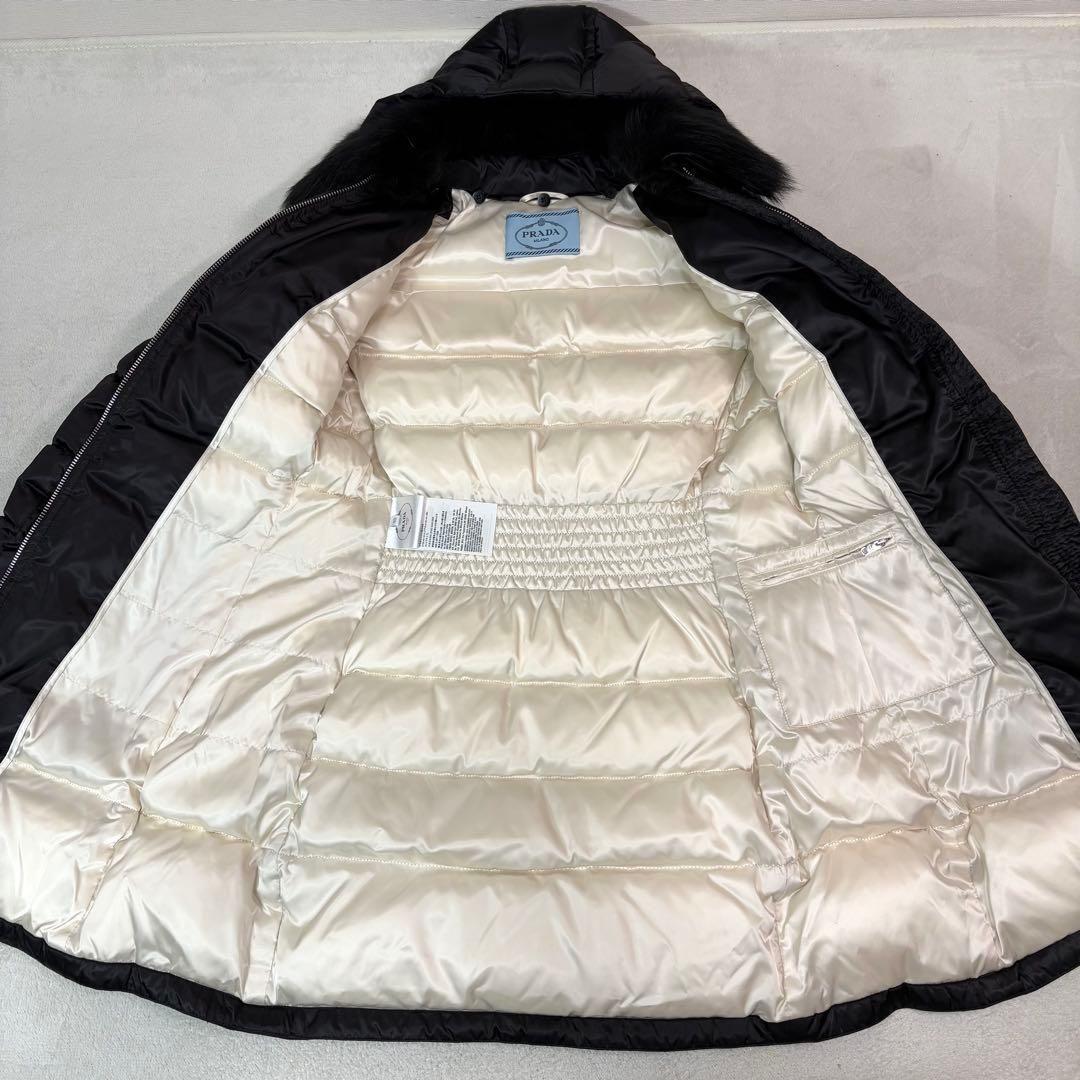 20AW ☆極美☆ PRADA 三角ロゴ　シープスキン　ダウンコート　黒　40号