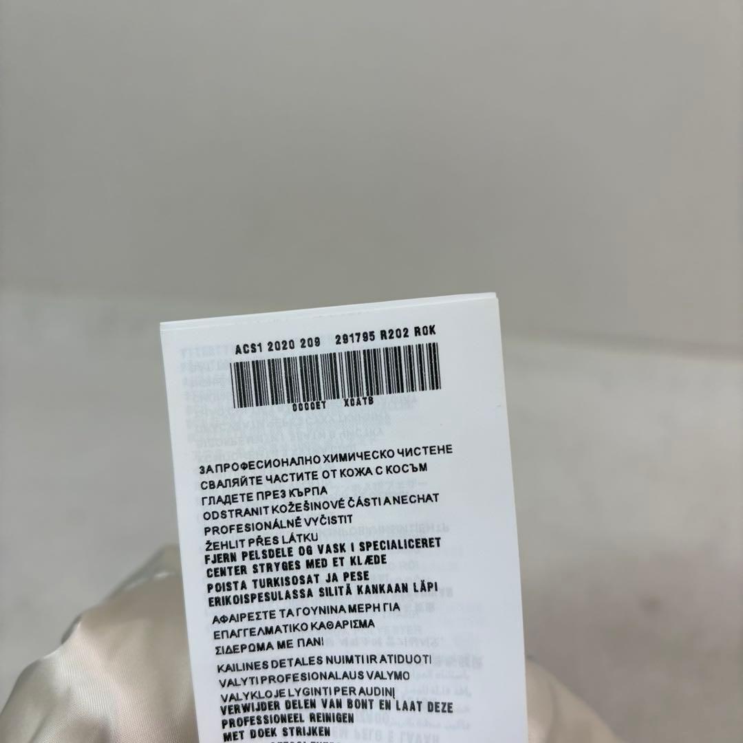 20AW ☆極美☆ PRADA 三角ロゴ　シープスキン　ダウンコート　黒　40号