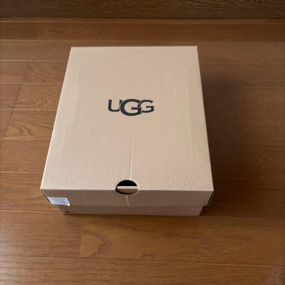 新品UGGムートンブーツ　21cm