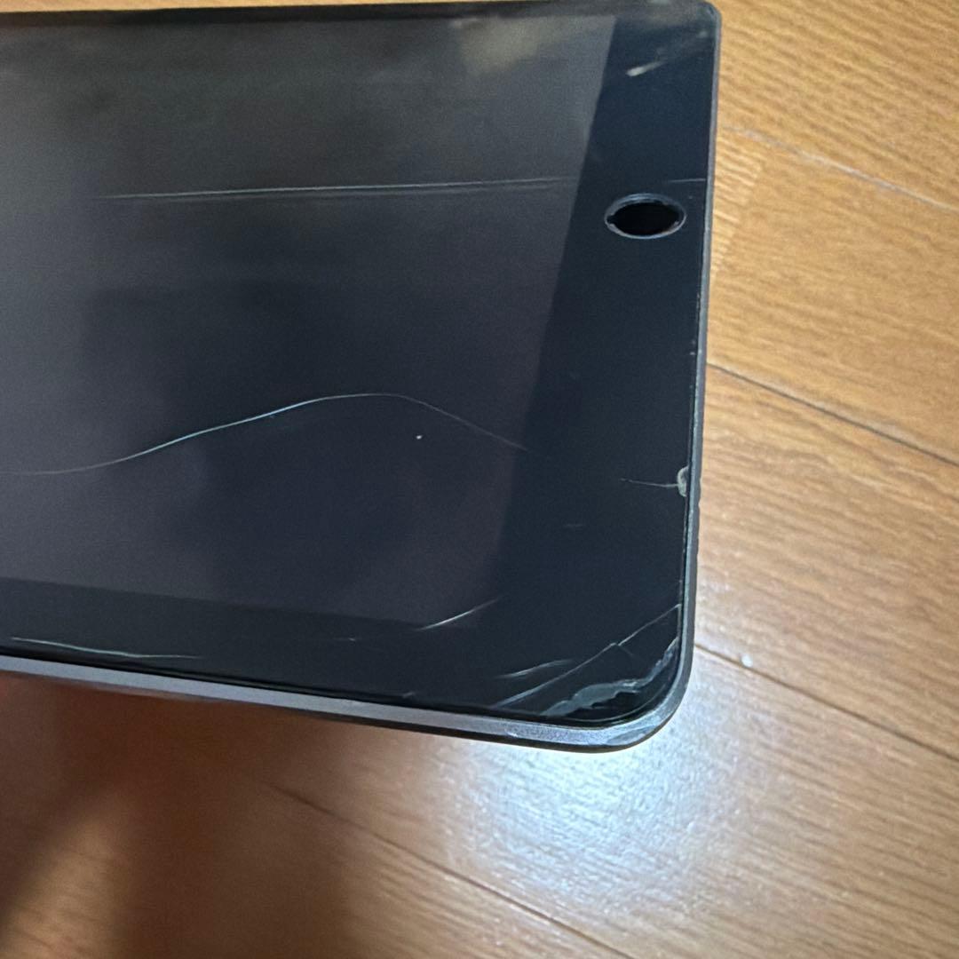 【本体】ipad 第6世代 32GB SIMフリー