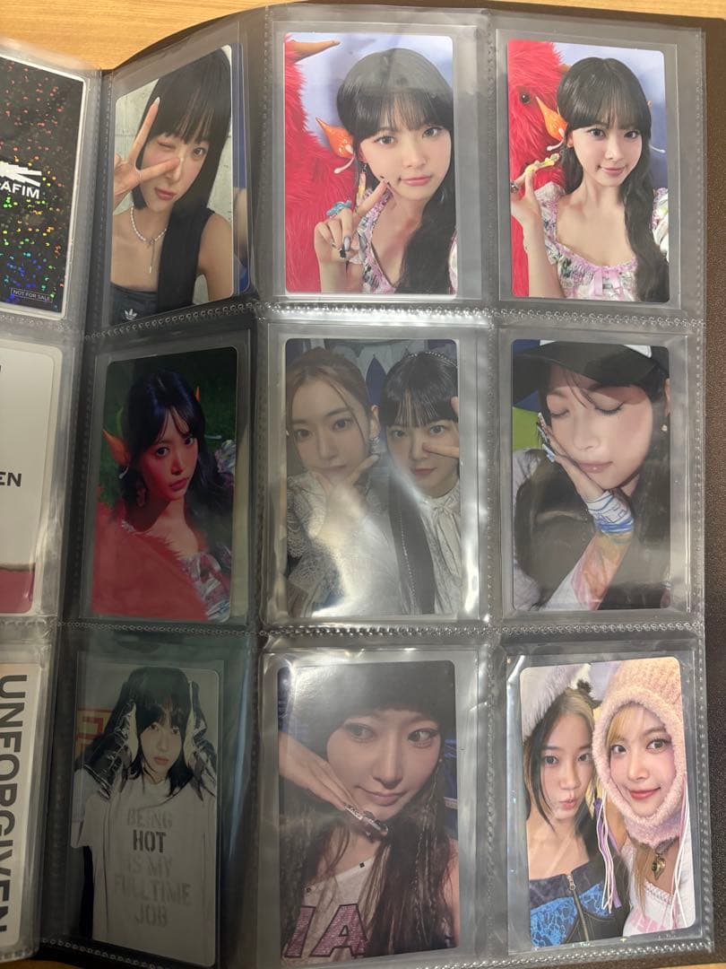 LESSERAFIM トレーディングカードセット