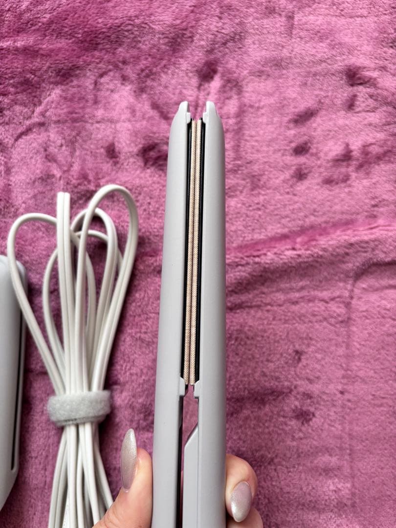 ラディアントライト グレージュ