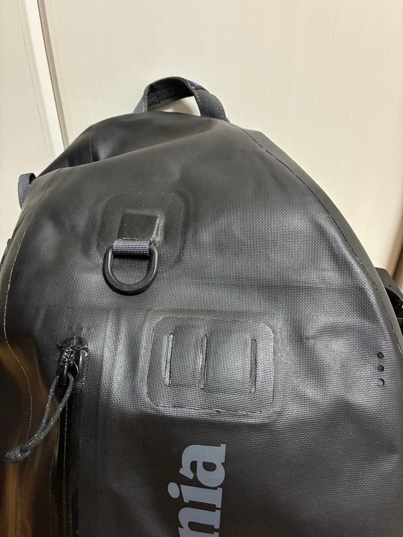 美品 patagonia SP17 ストームフロントスリング ブラック