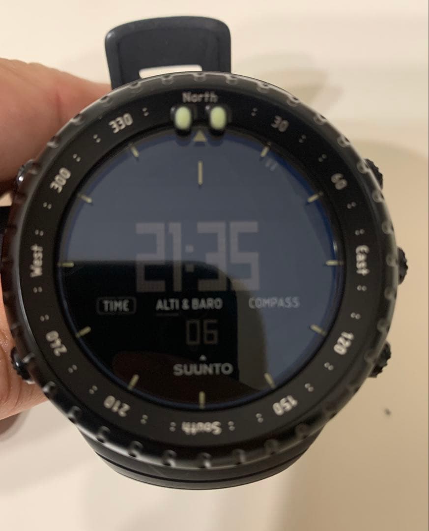美品 SUUNTO CORE スント コア オールブラック