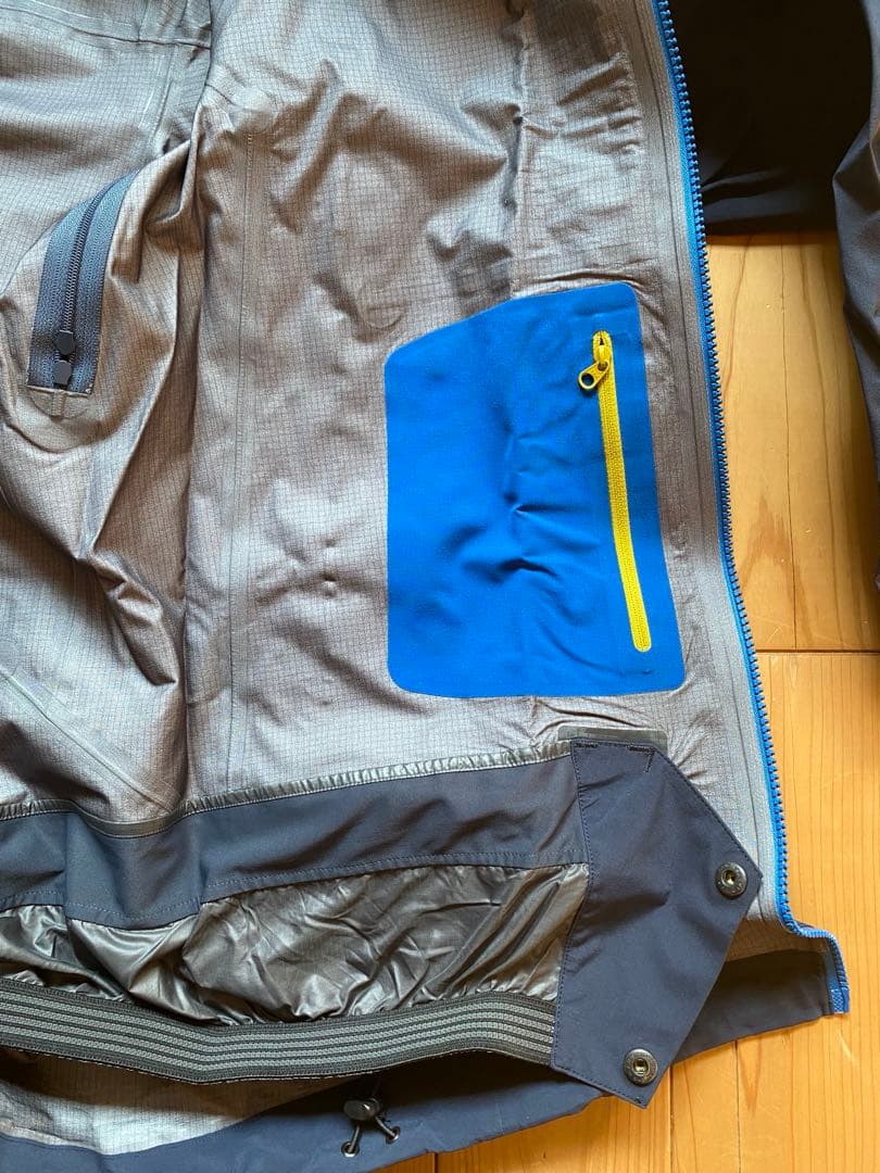 Arc'teryx アークテリクス ジャケットM/ビブパンツS 上下セット