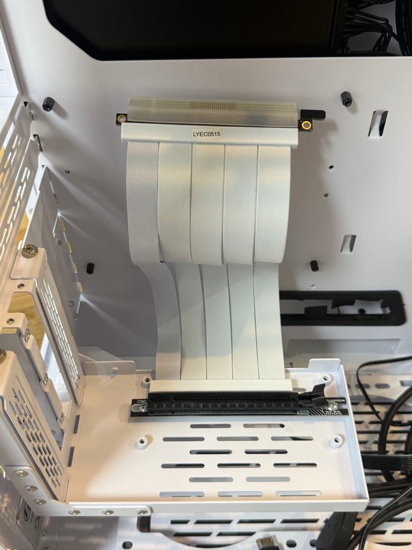 PCケース LIAN LI O11 DYNAMIC XL-W GPU縦置キット付