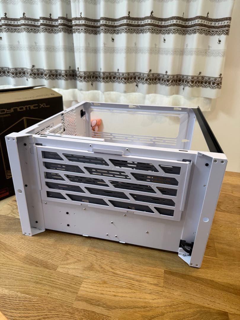 PCケース LIAN LI O11 DYNAMIC XL-W GPU縦置キット付