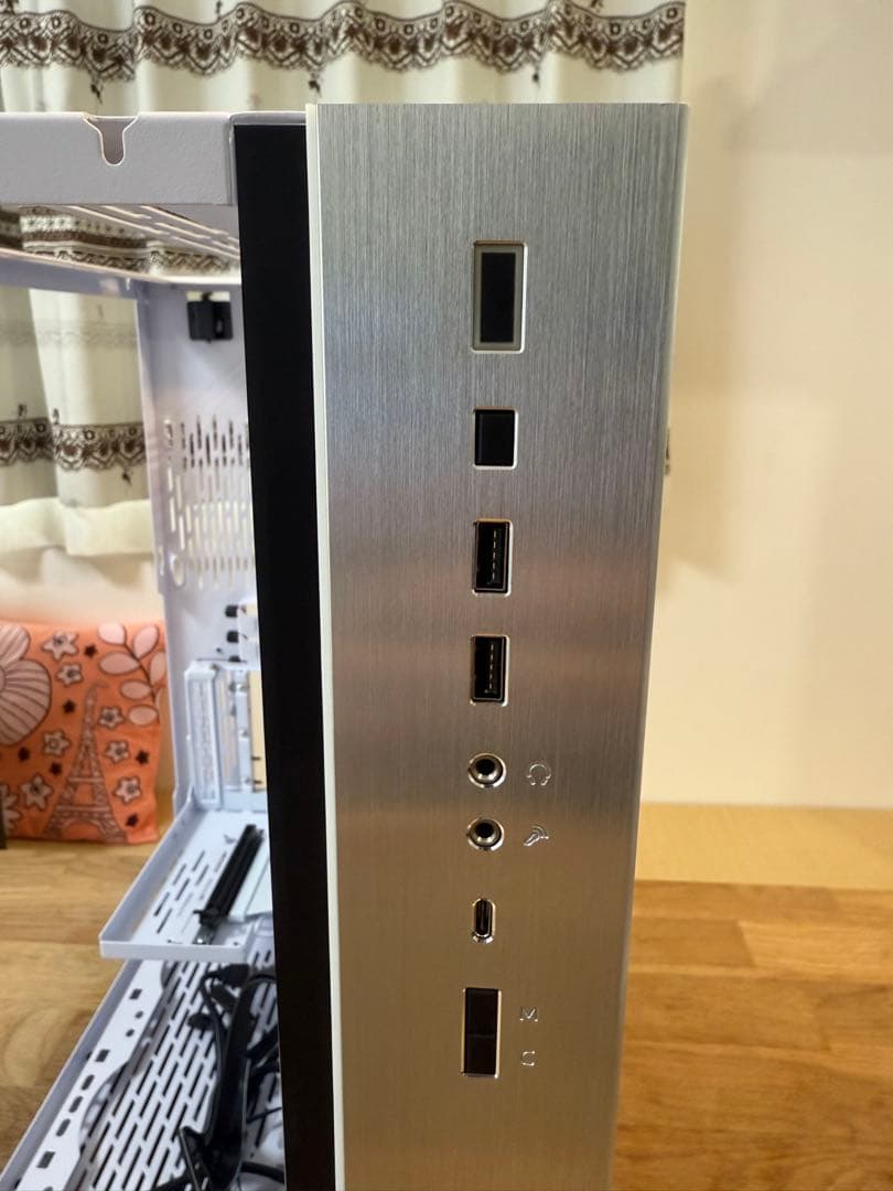 PCケース LIAN LI O11 DYNAMIC XL-W GPU縦置キット付