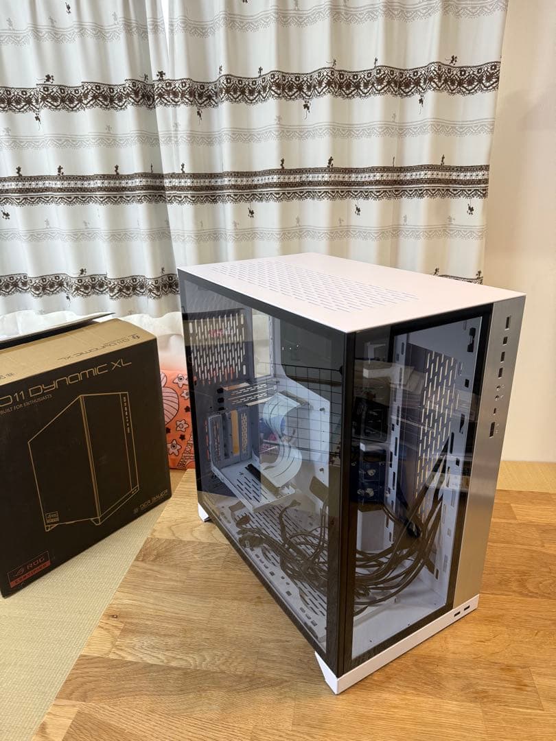 PCケース LIAN LI O11 DYNAMIC XL-W GPU縦置キット付