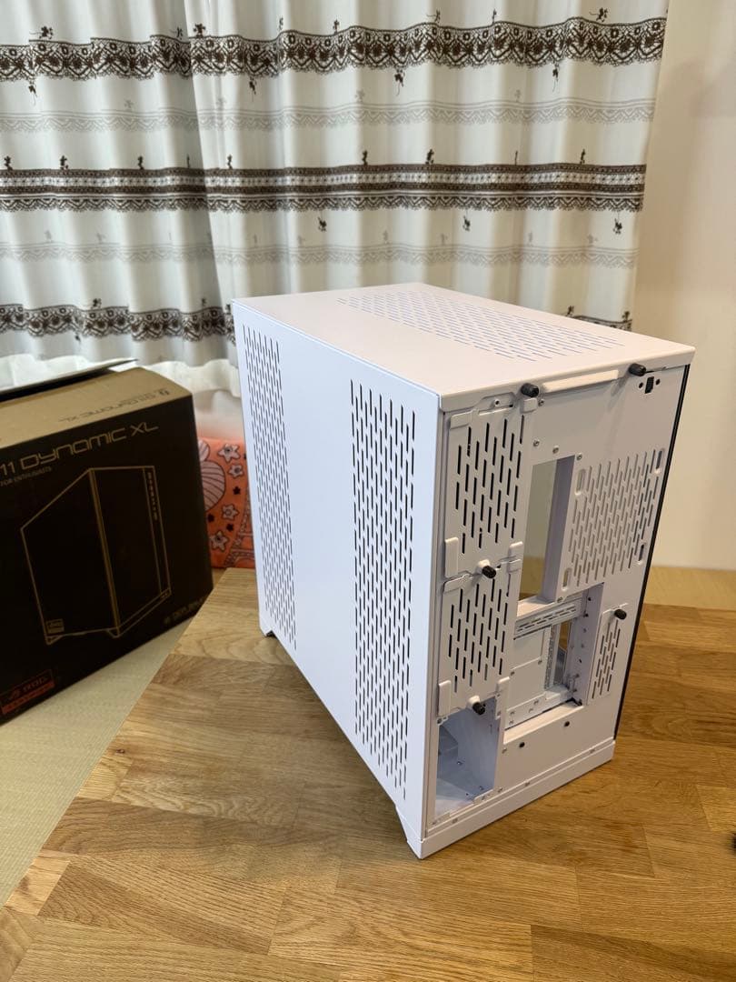 PCケース LIAN LI O11 DYNAMIC XL-W GPU縦置キット付