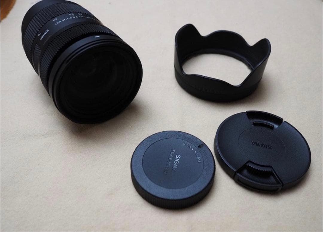 【美品】SIGMA 28-70mm F2.8 DG DN　( Eマウント用)