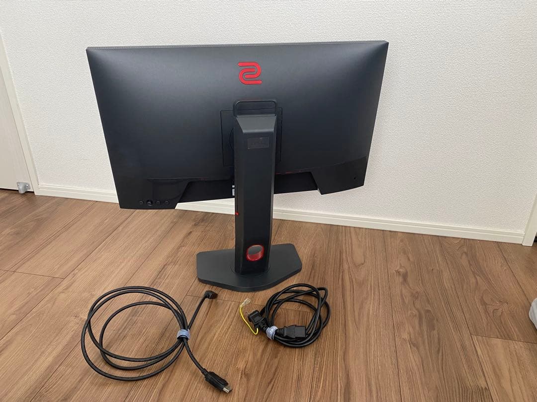BenQZOWIEXL2411Kゲーミングモニター (24インチ)DPケーブル付