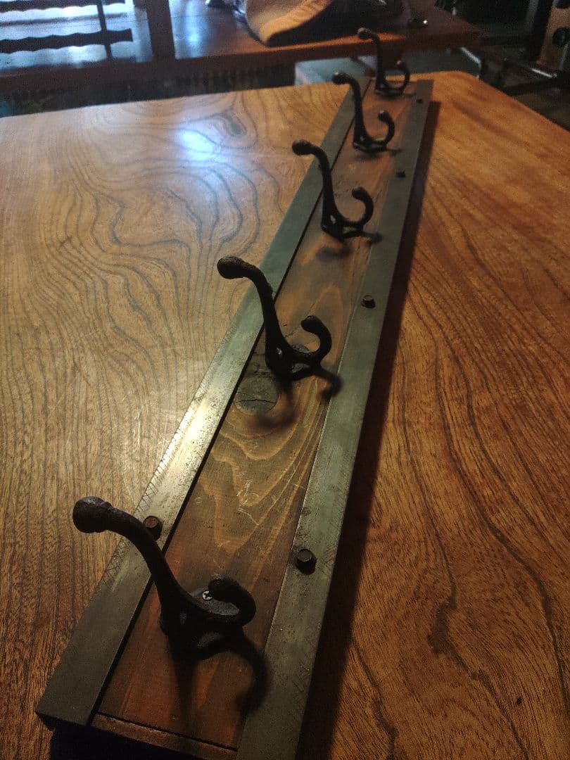 希少　ウォールフック ５フック 木製 金属製　アイアン　インダストリアル